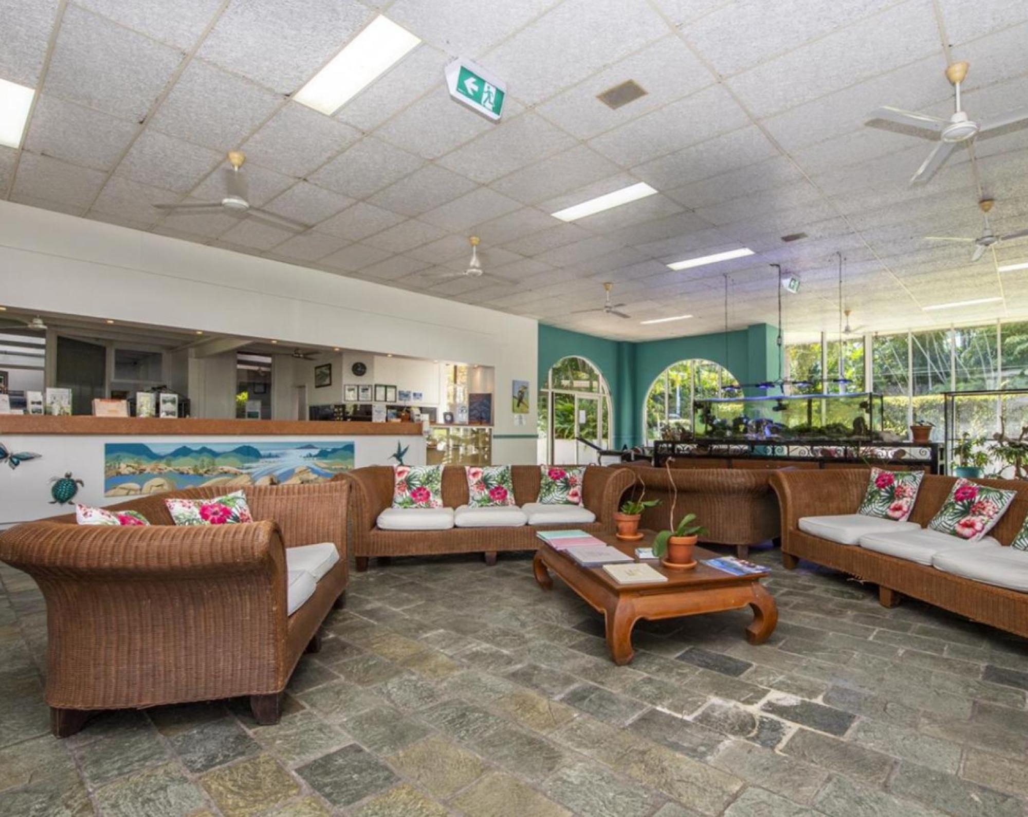 Affordable Island Escape! Queen Studio, Nelly Bay Екстер'єр фото